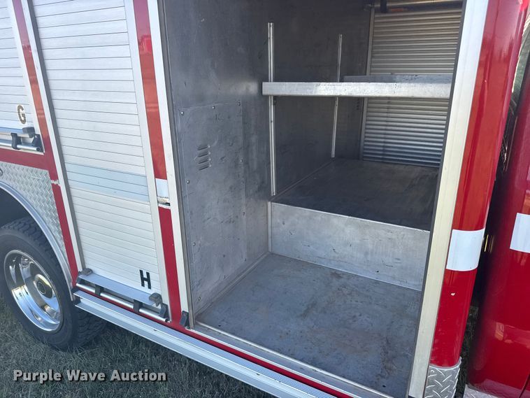 image for item FB7378 2000 Ford F550 Super Duty crew cab rescue vehicle