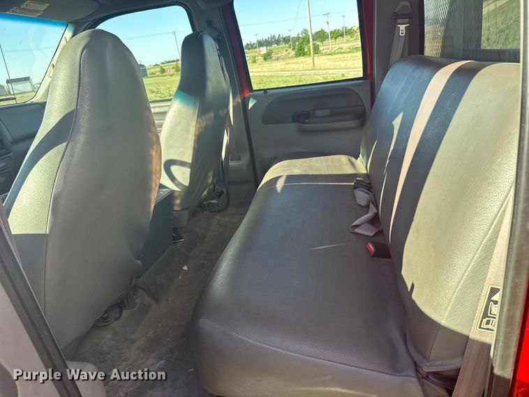 image for item FB7378 2000 Ford F550 Super Duty crew cab rescue vehicle