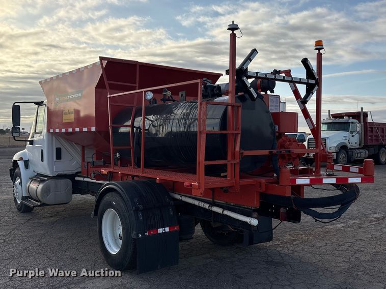 image for item FC2218 2012 International MA025 pothole patcher truck
