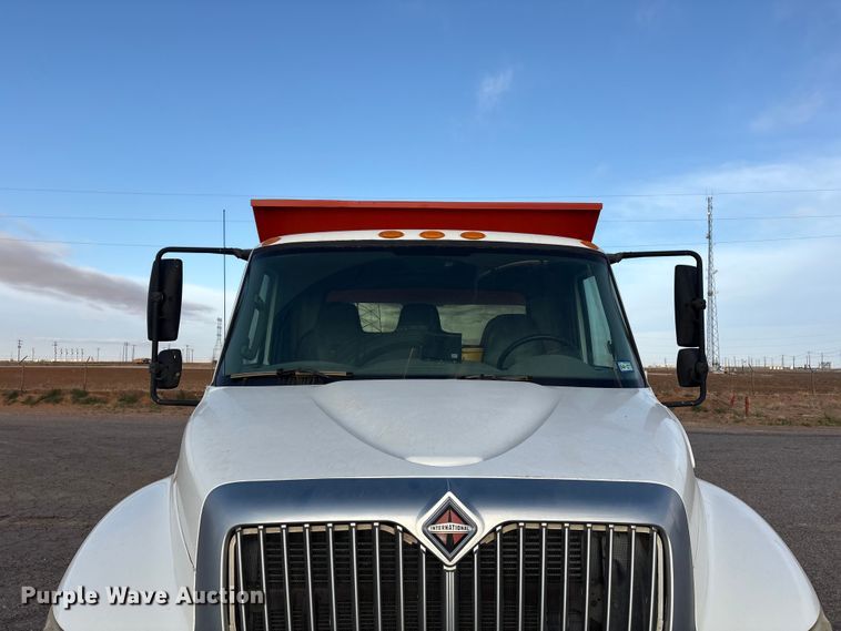 image for item FC2218 2012 International MA025 pothole patcher truck