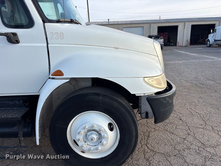image for item FC2218 2012 International MA025 pothole patcher truck