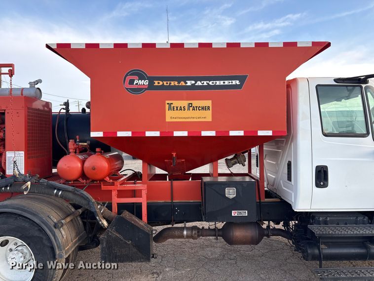 image for item FC2218 2012 International MA025 pothole patcher truck