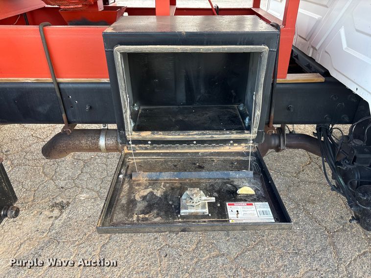 image for item FC2218 2012 International MA025 pothole patcher truck