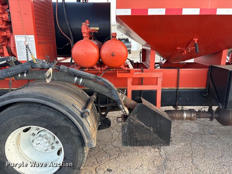 image for item FC2218 2012 International MA025 pothole patcher truck