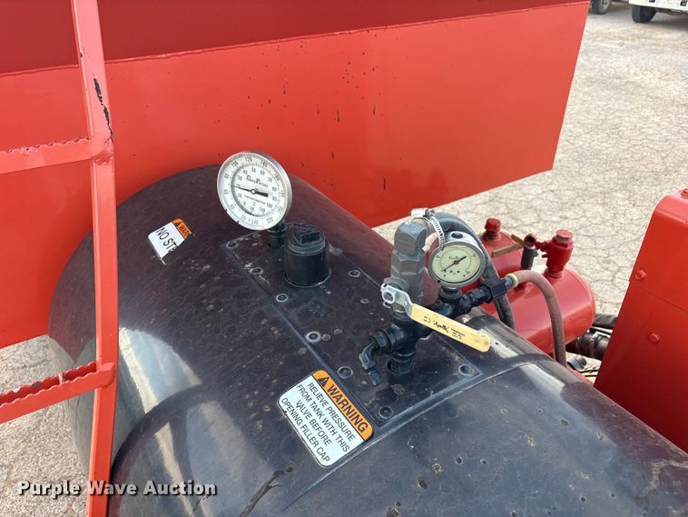 image for item FC2218 2012 International MA025 pothole patcher truck