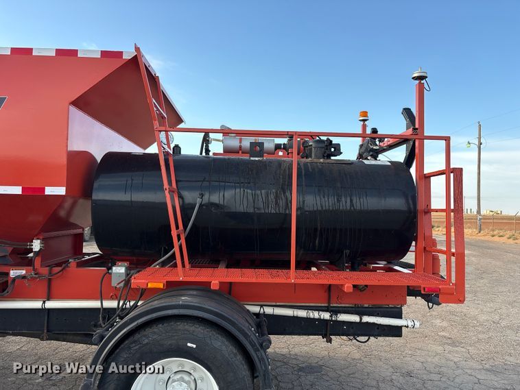 image for item FC2218 2012 International MA025 pothole patcher truck