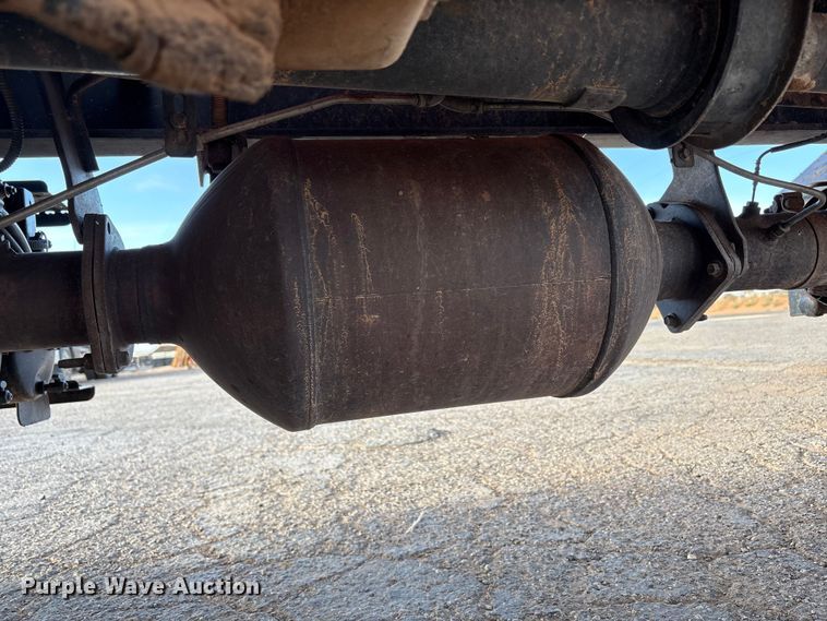 image for item FC2218 2012 International MA025 pothole patcher truck