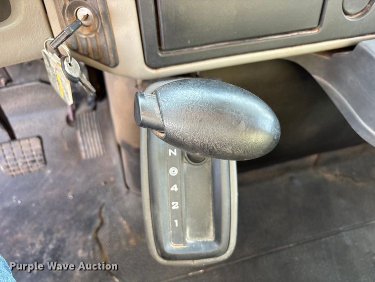 image for item FC2218 2012 International MA025 pothole patcher truck