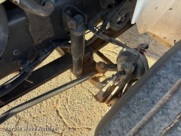 image for item FC2218 2012 International MA025 pothole patcher truck