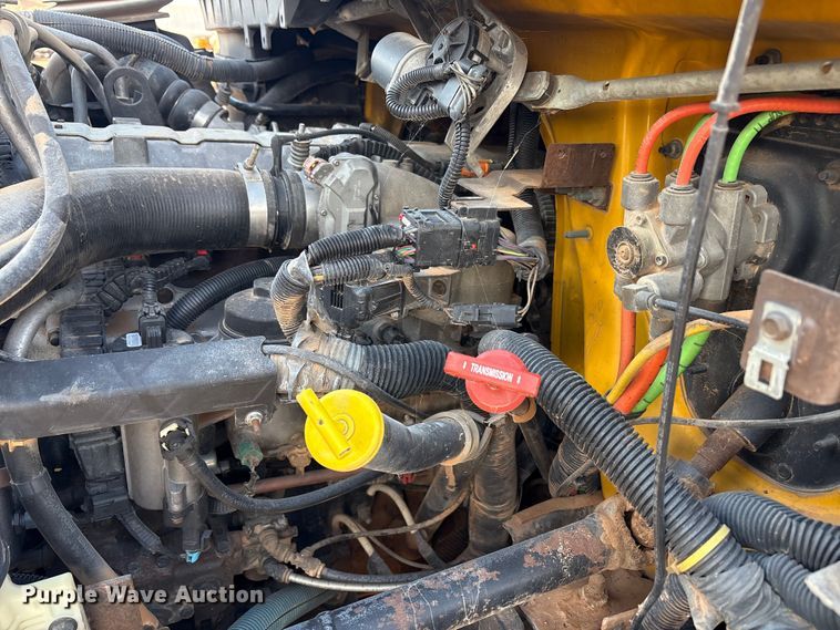 image for item FC2218 2012 International MA025 pothole patcher truck