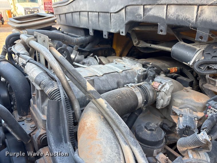 image for item FC2218 2012 International MA025 pothole patcher truck