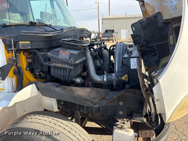 image for item FC2218 2012 International MA025 pothole patcher truck