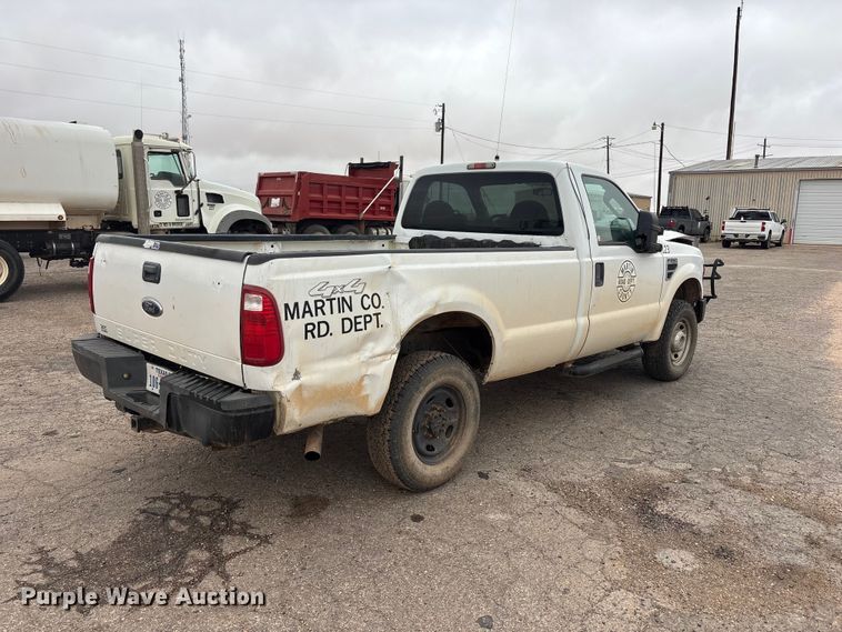 image for item FC2219 2010 Ford F250 Super Duty pickup truck