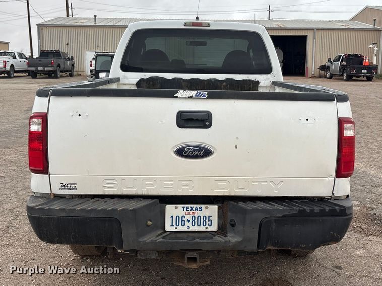 image for item FC2219 2010 Ford F250 Super Duty pickup truck
