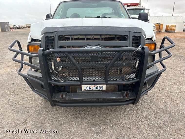 image for item FC2219 2010 Ford F250 Super Duty pickup truck