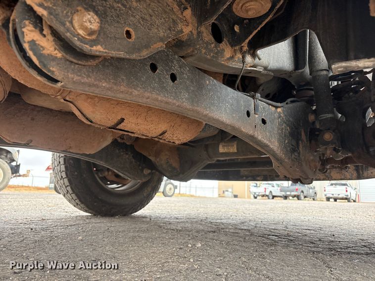 image for item FC2219 2010 Ford F250 Super Duty pickup truck