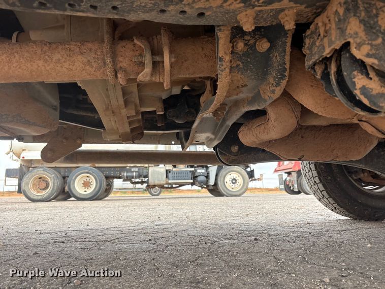 image for item FC2219 2010 Ford F250 Super Duty pickup truck