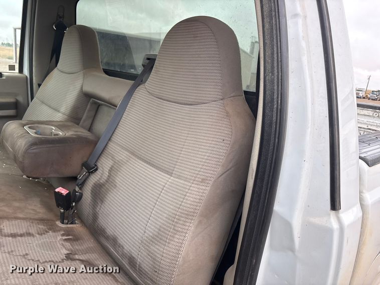 image for item FC2219 2010 Ford F250 Super Duty pickup truck
