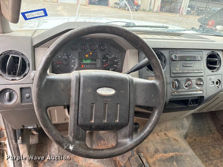 image for item FC2219 2010 Ford F250 Super Duty pickup truck
