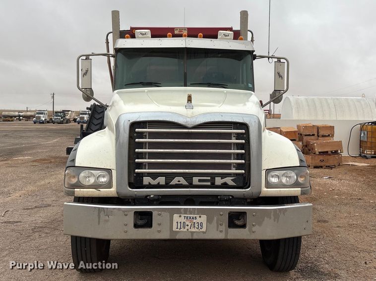 image for item FC2220 2012 Mack GU dump truck