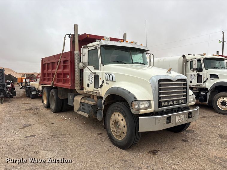 image for item FC2220 2012 Mack GU dump truck