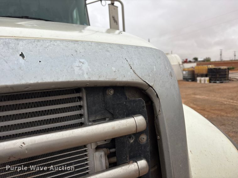 image for item FC2220 2012 Mack GU dump truck