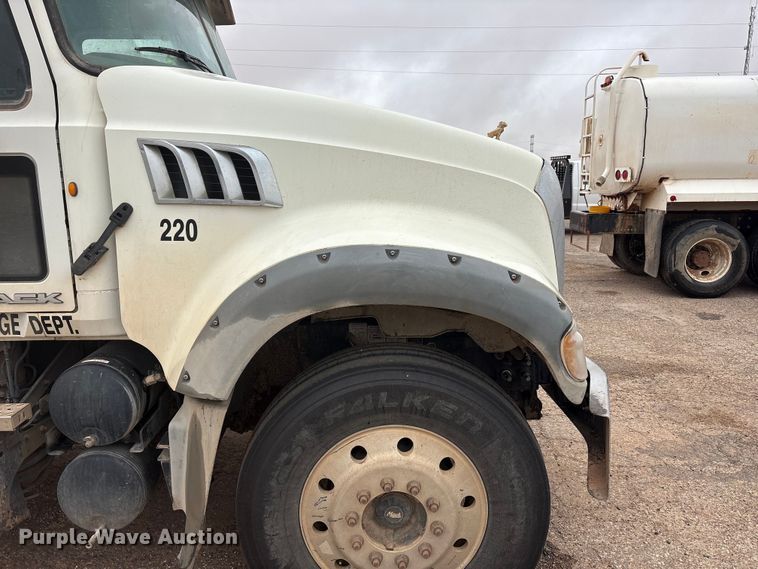 image for item FC2220 2012 Mack GU dump truck
