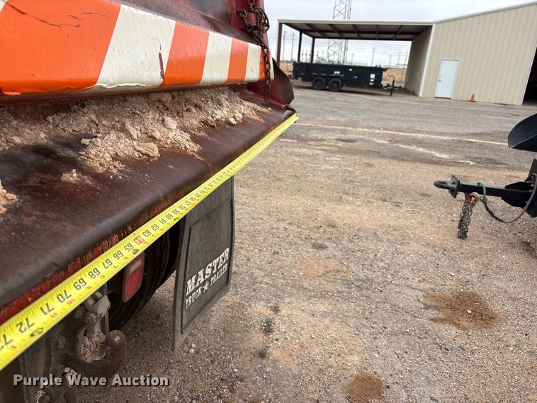 image for item FC2220 2012 Mack GU dump truck