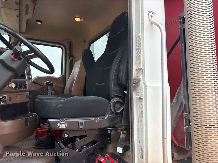 image for item FC2220 2012 Mack GU dump truck
