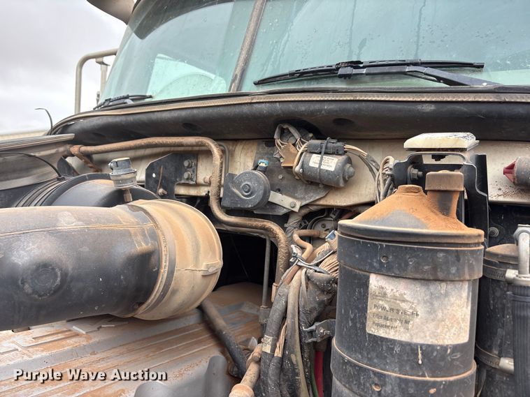 image for item FC2220 2012 Mack GU dump truck