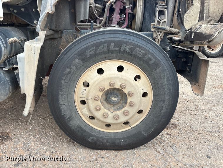 image for item FC2220 2012 Mack GU dump truck