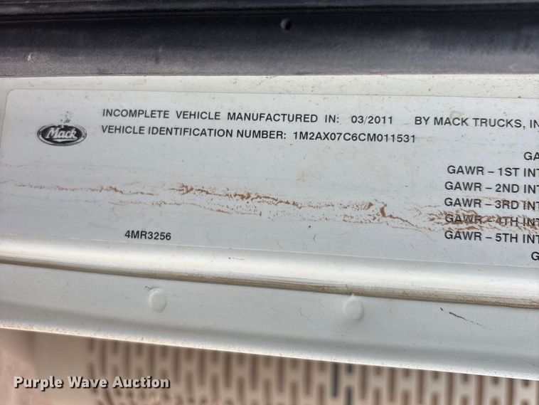 image for item FC2220 2012 Mack GU dump truck