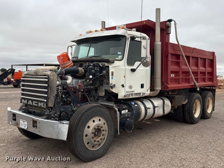 image for item FC2222 2012 Mack GU dump truck