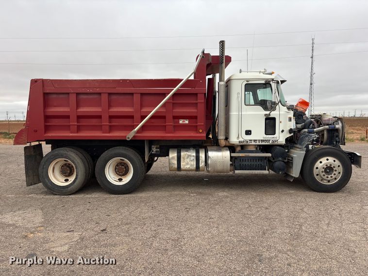 image for item FC2222 2012 Mack GU dump truck