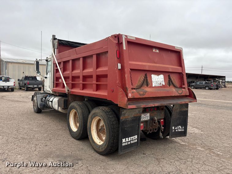 image for item FC2222 2012 Mack GU dump truck