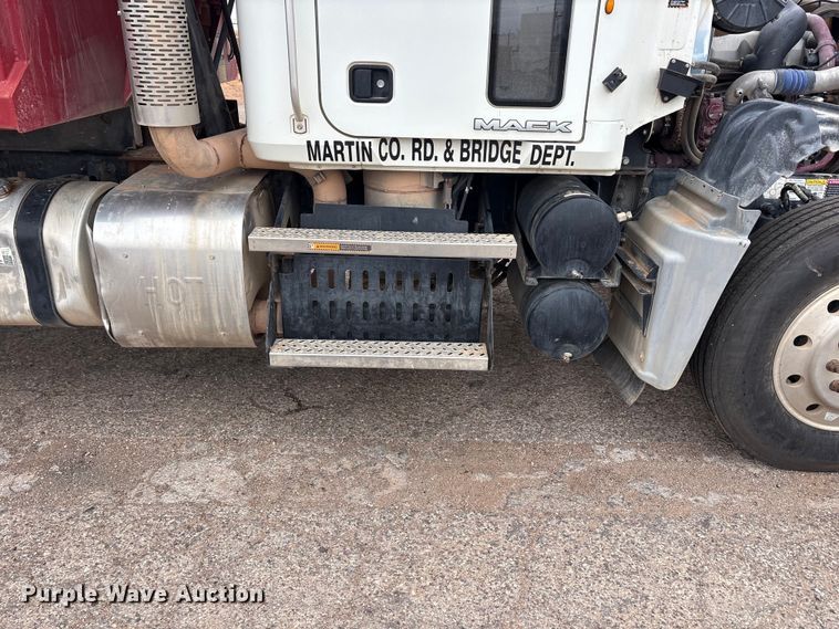 image for item FC2222 2012 Mack GU dump truck