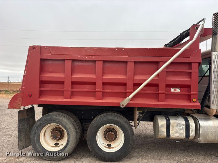 image for item FC2222 2012 Mack GU dump truck