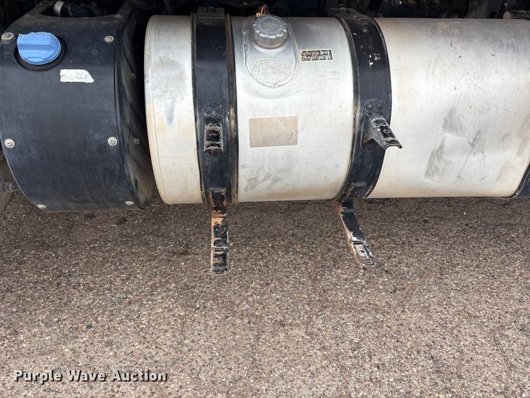 image for item FC2222 2012 Mack GU dump truck