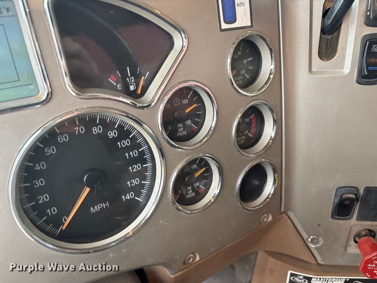 image for item FC2222 2012 Mack GU dump truck