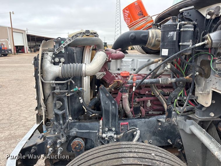 image for item FC2222 2012 Mack GU dump truck