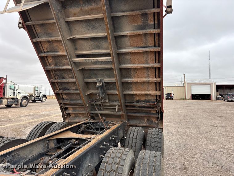 image for item FC2222 2012 Mack GU dump truck
