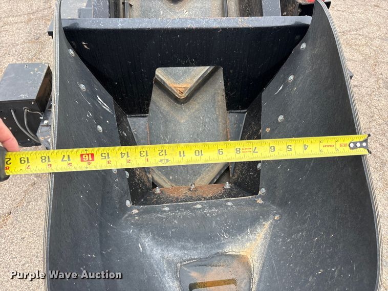 image for item FC2224 2018 Stepp Mfg Co. SMMT asphalt recycler