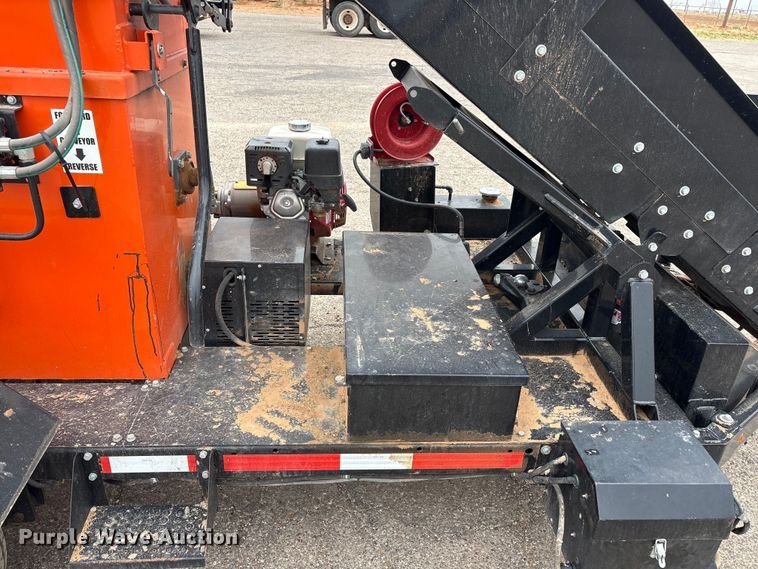 image for item FC2224 2018 Stepp Mfg Co. SMMT asphalt recycler