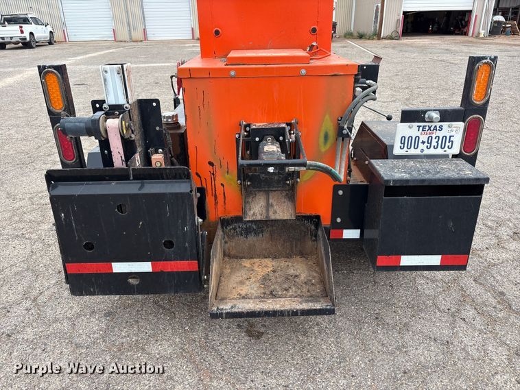 image for item FC2224 2018 Stepp Mfg Co. SMMT asphalt recycler