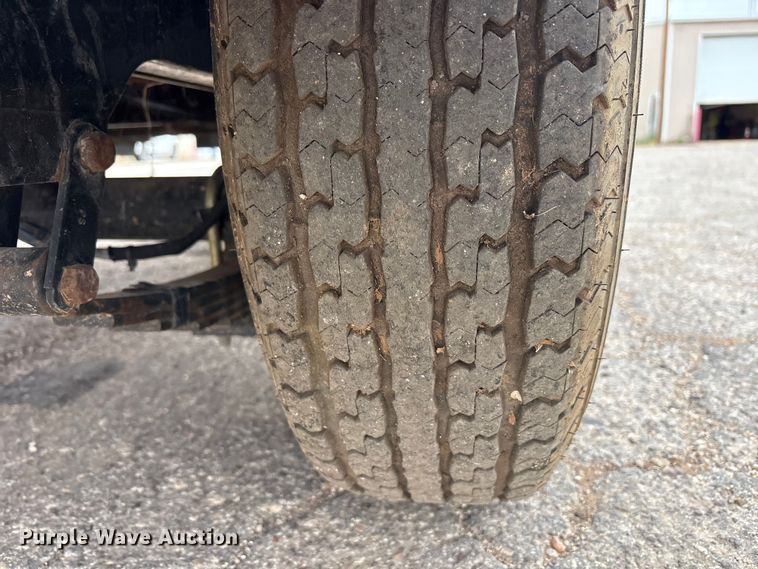 image for item FC2224 2018 Stepp Mfg Co. SMMT asphalt recycler