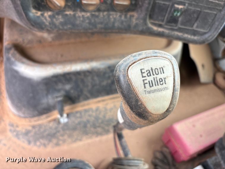 image for item FC2225 2003 Chevrolet C8500 water truck