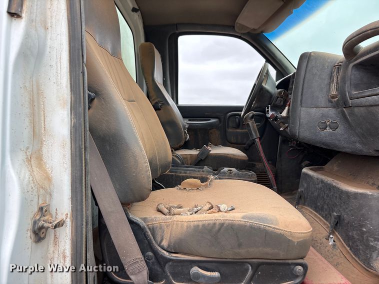 image for item FC2225 2003 Chevrolet C8500 water truck