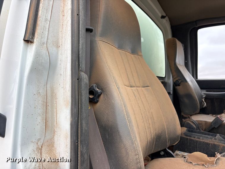 image for item FC2225 2003 Chevrolet C8500 water truck