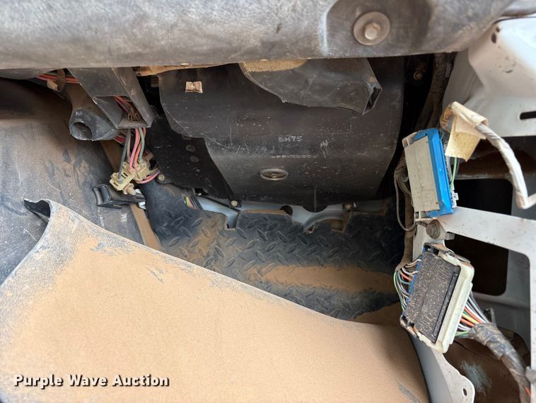 image for item FC2225 2003 Chevrolet C8500 water truck