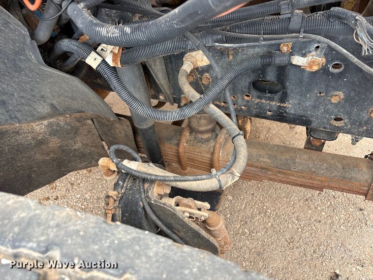 image for item FC2225 2003 Chevrolet C8500 water truck